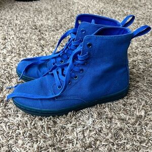 Dr. Martens Hackney Discontinued Women US 7 Blue